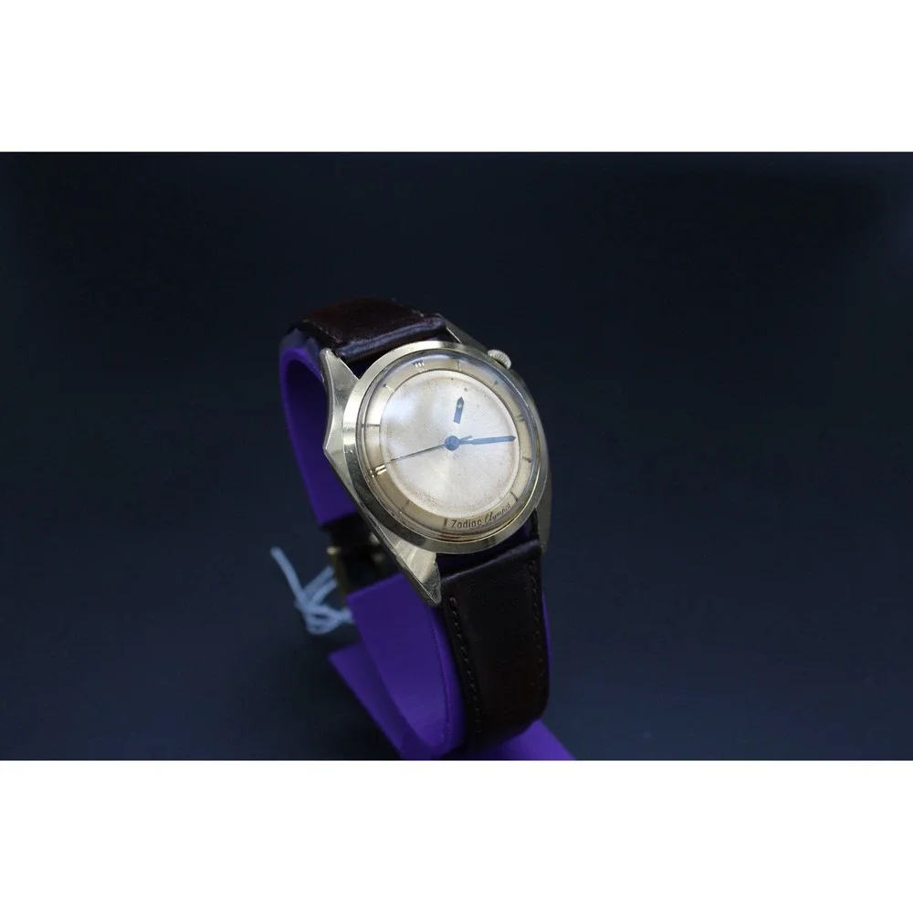 Vintage Zodiac Olympos Automatic Swiss Watch Original Dial Robert Lugs Design